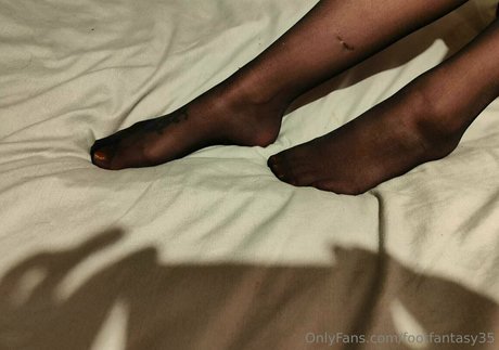 footfantasy35 OnlyFans Bilder