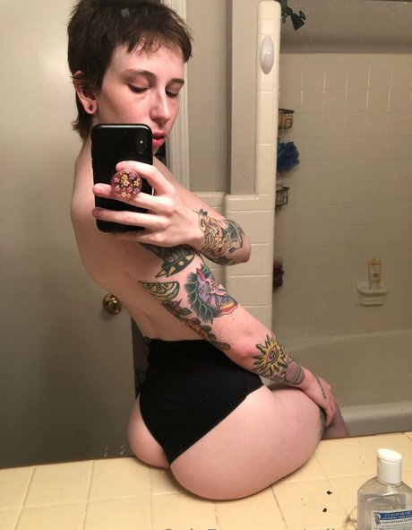 faguettemikah OnlyFans XXX