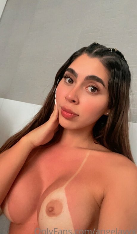 Angela Vera OnlyFans Pornografie geleakt