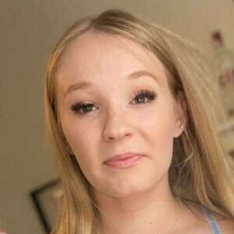 Lilly Mae Nacktbilder geleakt OnlyFans geleakt