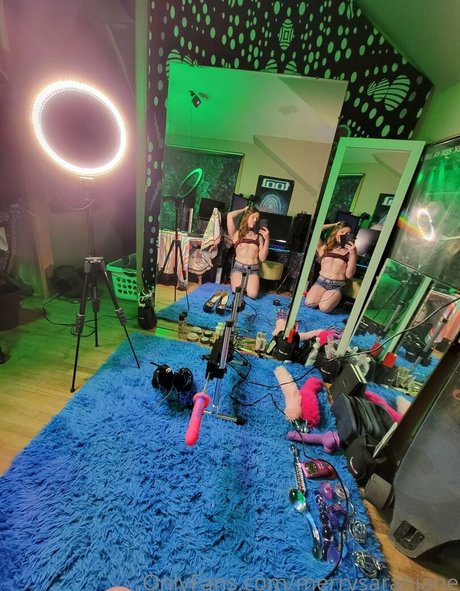 merrysarahjane Sex auf OnlyFans