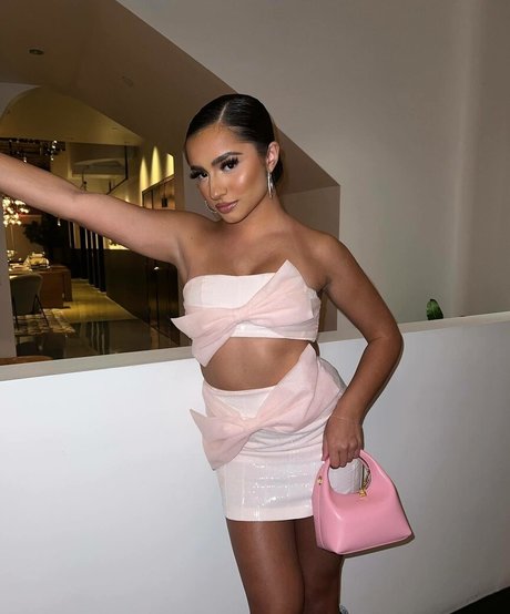 blondes baby nur fans Kunstporno Porträt