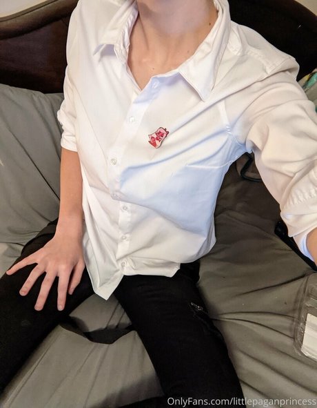 littlepaganprincess Neue geleakte OnlyFans-Inhalte