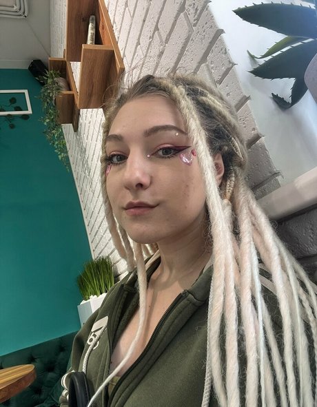 darkness luna OnlyFans Pornografie