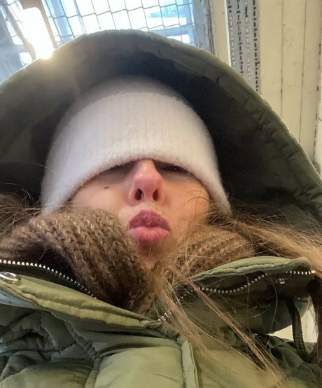 ASMR Mistress Leaked OnlyFans Sex Tape