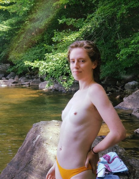 Anya Volz OnlyFans-Inhalte