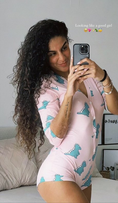 Zoe Bayona Titten OnlyFans