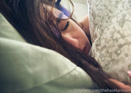 thehazelunicorn OnlyFans-Bilder