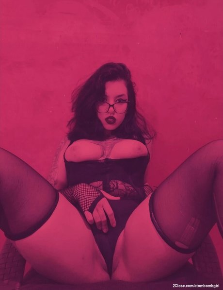 Atombombgirl Kostenloses OnlyFans