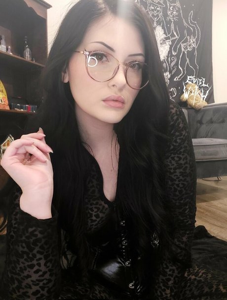 Evilwitxh Lilith Kostenloses OnlyFans