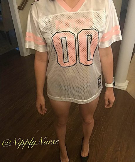 NipplyNurse 