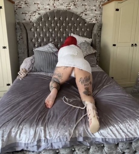 Louise Brereton Nacktporno OnlyFans