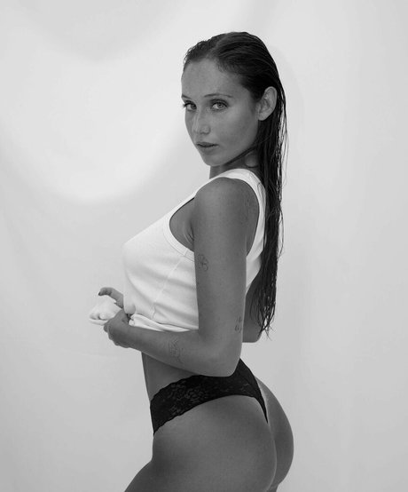 Noy Orin Peer Nacktbilder geleakt OnlyFans Nacktporno