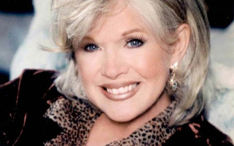 Connie Stevens NurlyFans-Brüste