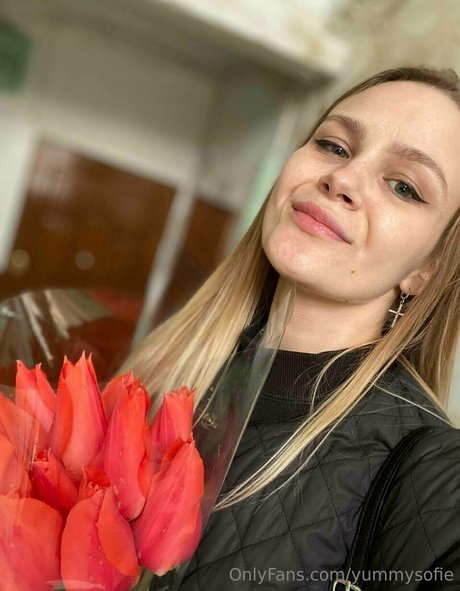 yummysofie OnlyFans explizite Inhalte
