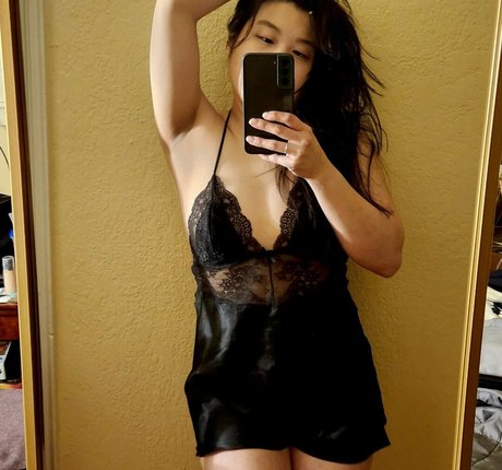 Asiabebe Kostenloses OnlyFans