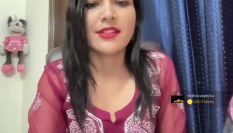 Meenakashi OnlyFans Leaks Nacktbilder