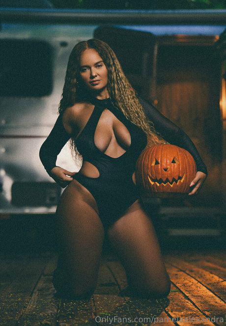 pamelaalexandra OnlyFans Leaked Gratis