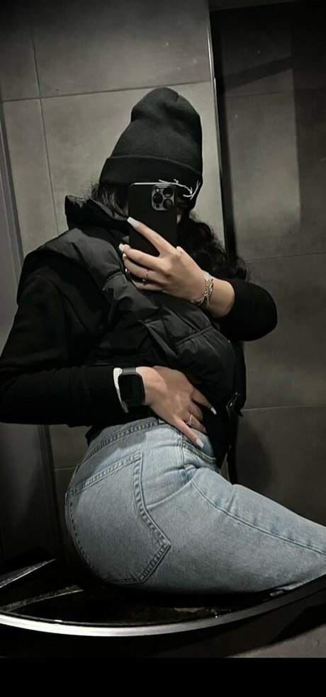 yasilisches Nacktbilder von OnlyFans geleakt