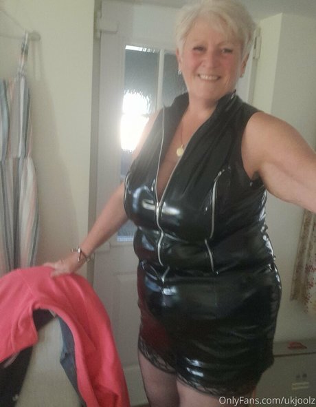 ukjoolz Nacktbilder von OnlyFans