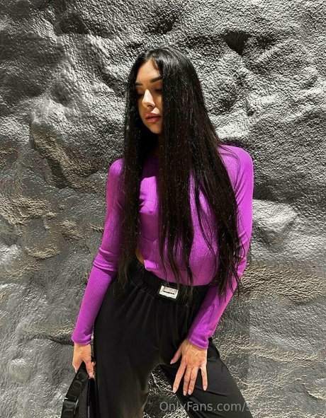 nackte prinzessin onlyfans hübsch Aufnahme