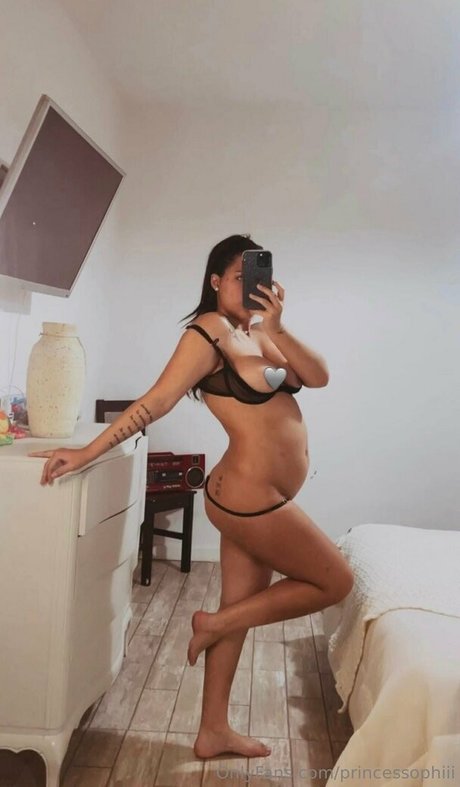 princessophiii OnlyFans Pornografie