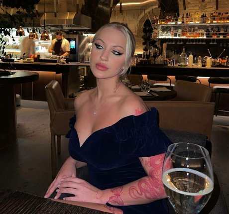 Jana Blondie_ OnlyFans Leak