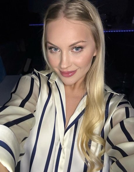 Jana Blondie_ OnlyFans-Leak