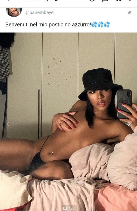 Bane Mbaye Nacktbilder von OnlyFans geleakt