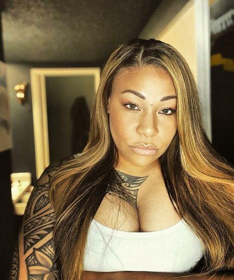 AJ Perry Nacktbilder geleakt OnlyFans