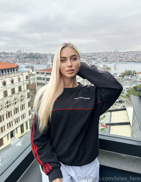 lolaa fansvip OnlyFans-Post