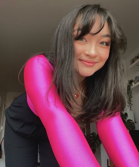 Mxmtoon OnlyFans Leaj