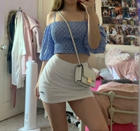 Lucy Scales Nacktbilder OnlyFans