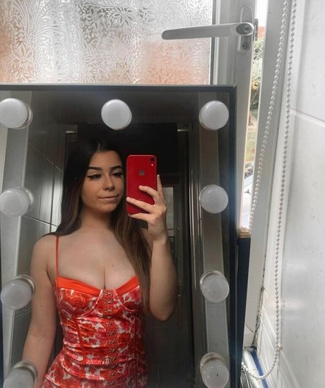 Lucy Scales Kostenlose OnlyFans-Pornos