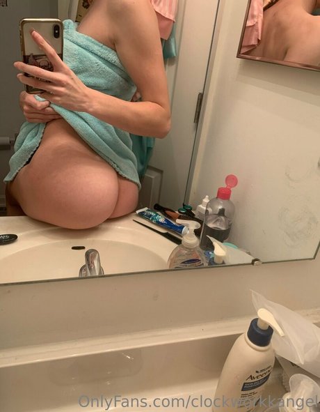 Clockwork angel OnlyFans-Seite