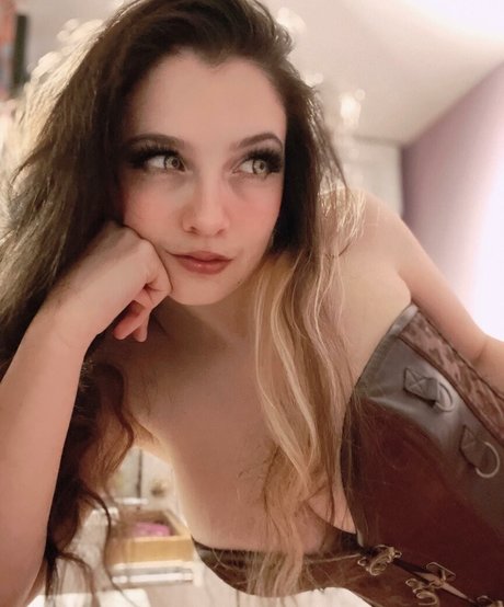 Eunoia Evangeline Nacktbilder geleakt OnlyFans Porn geleakt