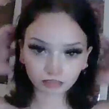 tinyselina OnlyFans nackt