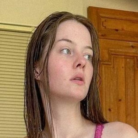 Linaluna Neues OnlyFans