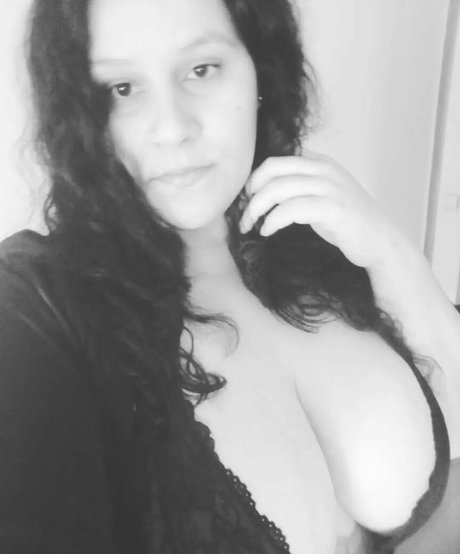 sweet mouth asmr OnlyFans Leak