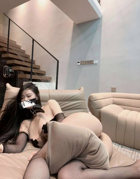 zuo gongzi Nacktbilder von OnlyFans