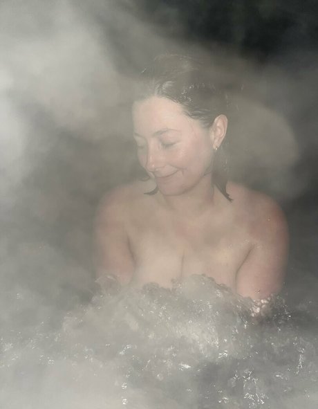 slice of salami_ Sextape OnlyFans Nacktbilder