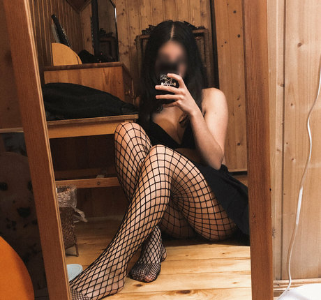 Legal loli uwu Leaks von OnlyFans