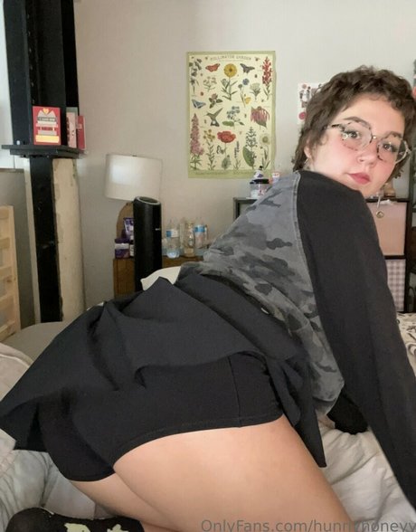 Notbadison OnlyFans Model Bilder