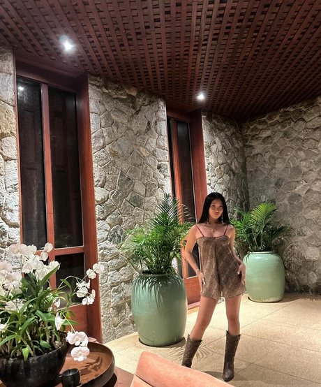 Jade Hallyday Nacktbilder von OnlyFans