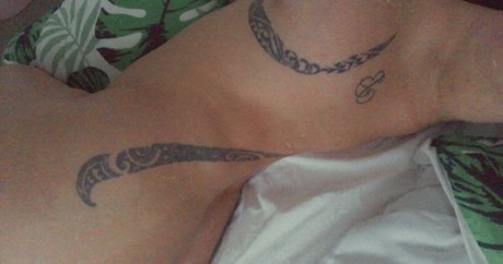 jujuthespinster OnlyFans Brüste Bild