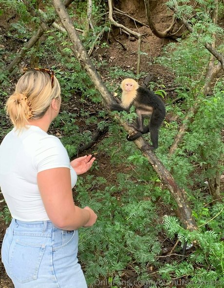 yournurse amber Nacktbilder von OnlyFans geleakt