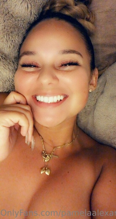 pamelaalexandrasurprise OnlyFans-Rezensionen