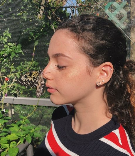 Gali Golan NurlyFans-Pornos