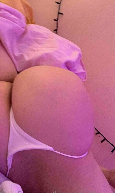 blessedwithacursex OnlyFans-Leaks