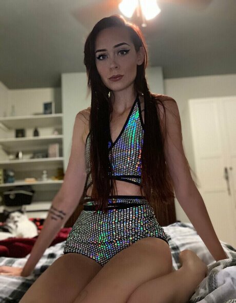 adversariel Nackt auf OnlyFans